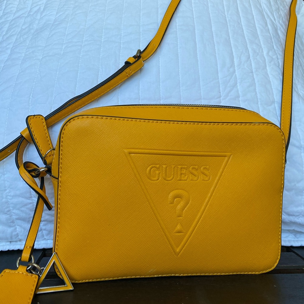 Guess crossbody